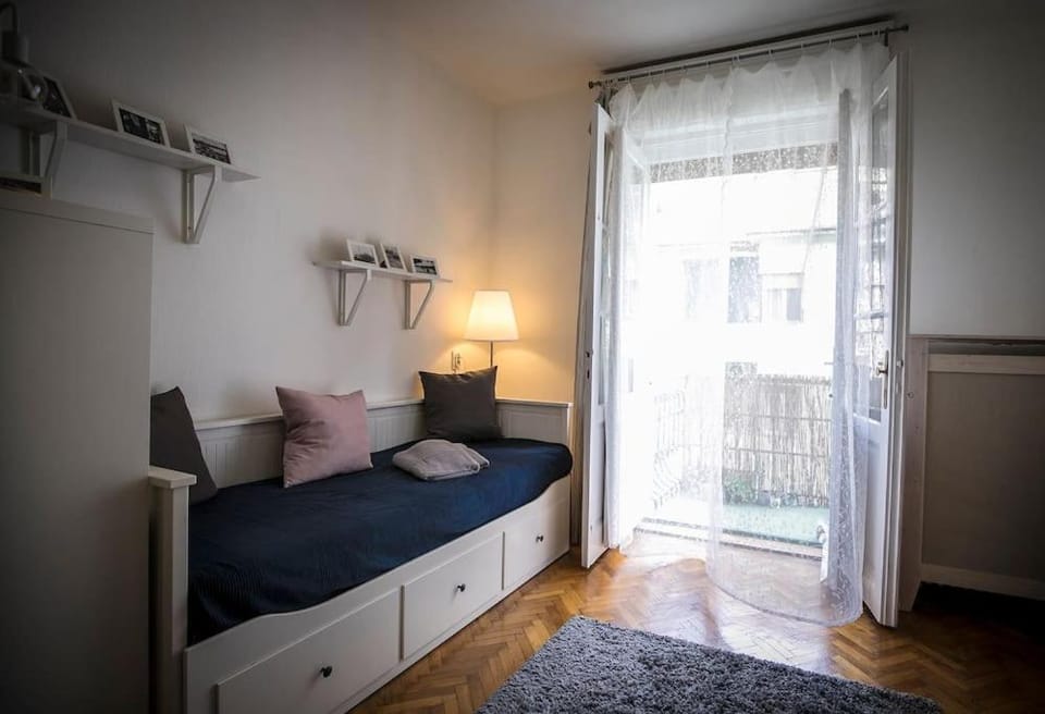 Parisian Soul In The Heart Of Budapest Apartment in Budapest