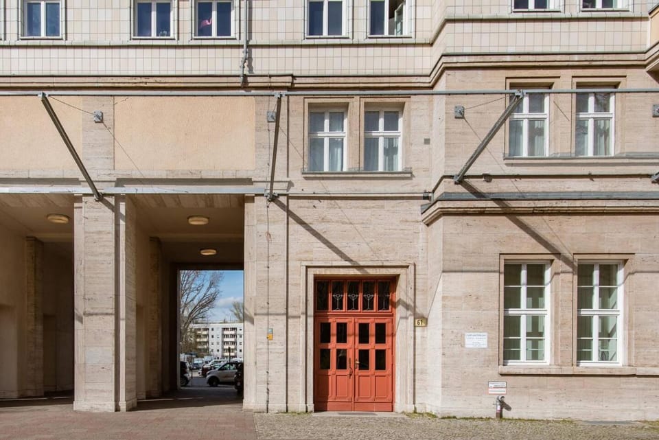 Property building, Facade/entrance