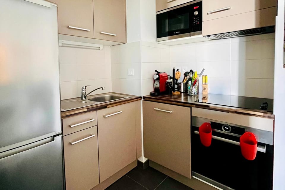 Kitchen or kitchenette, dishwasher, minibar, pet friendly, stove, toaster