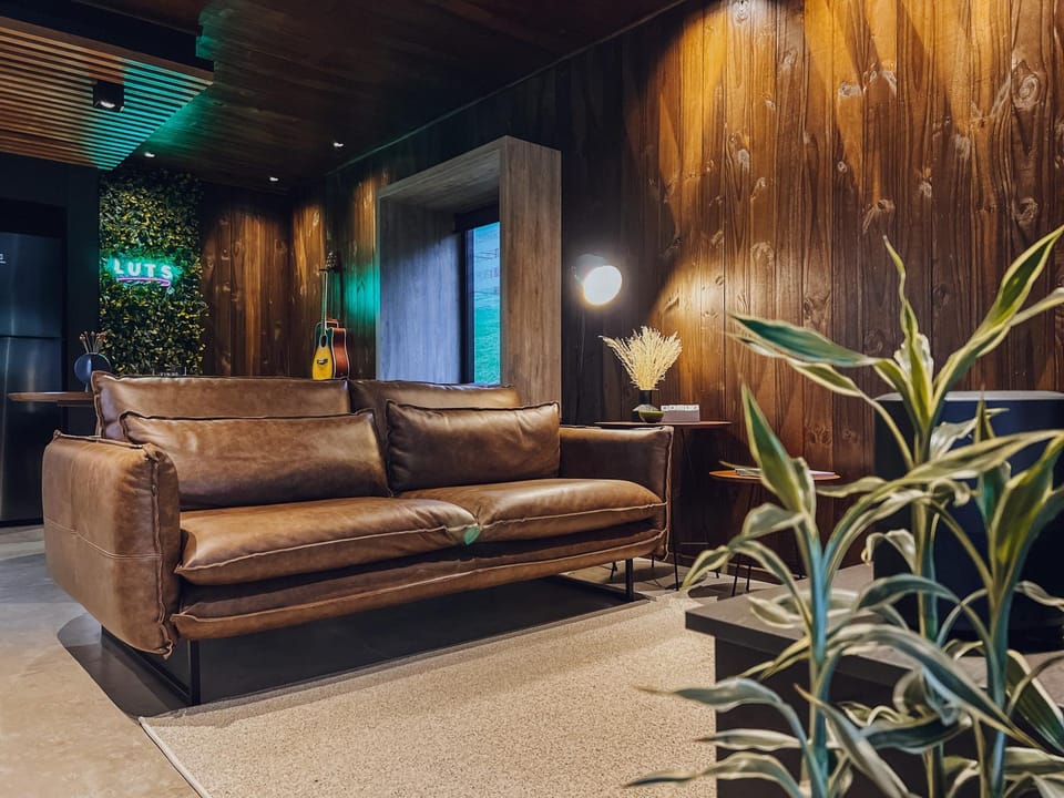 Communal lounge/ TV room, Living room