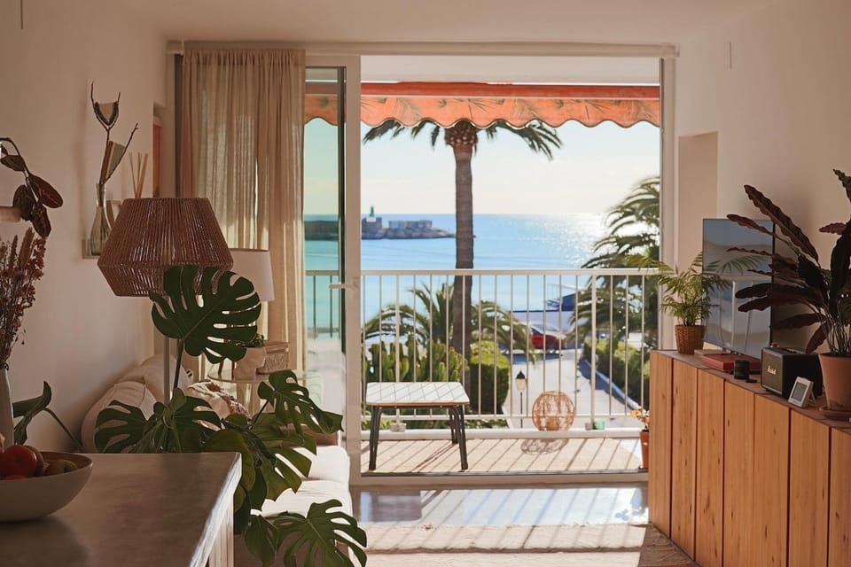 Off site, View (from property/room), Balcony/Terrace, Sea view