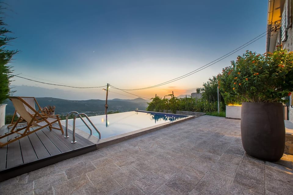 Sea view, Swimming pool, Sunset, sunbed