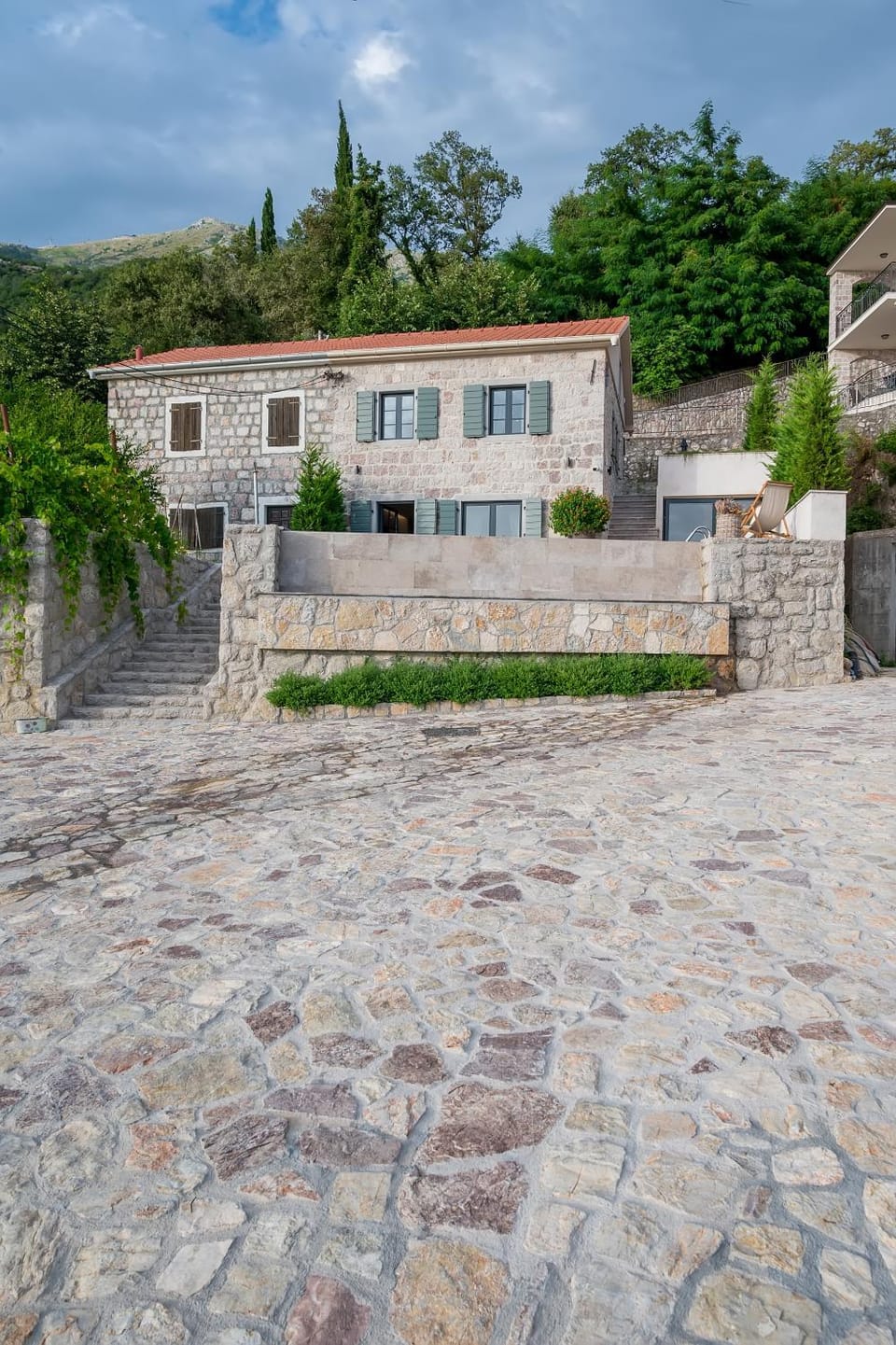 Property building, Day, Natural landscape