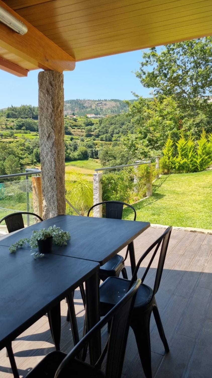 Patio, Natural landscape, View (from property/room), Balcony/Terrace, Dining area, Mountain view