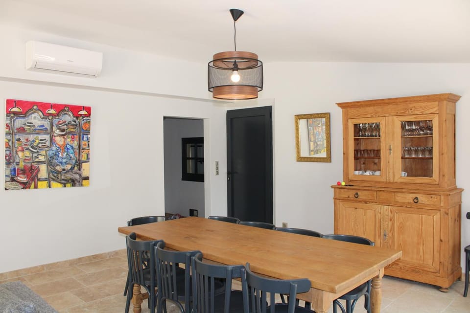 Le Clos des Mûriers House in Provence-Alpes-Côte d'Azur