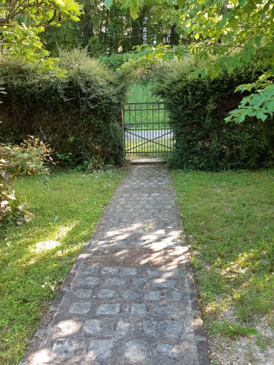 Facade/entrance, Garden, Garden view