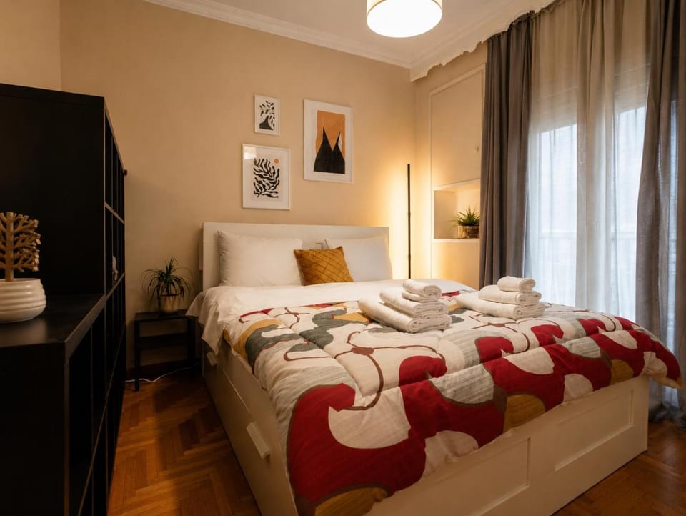 Bed, Bedroom