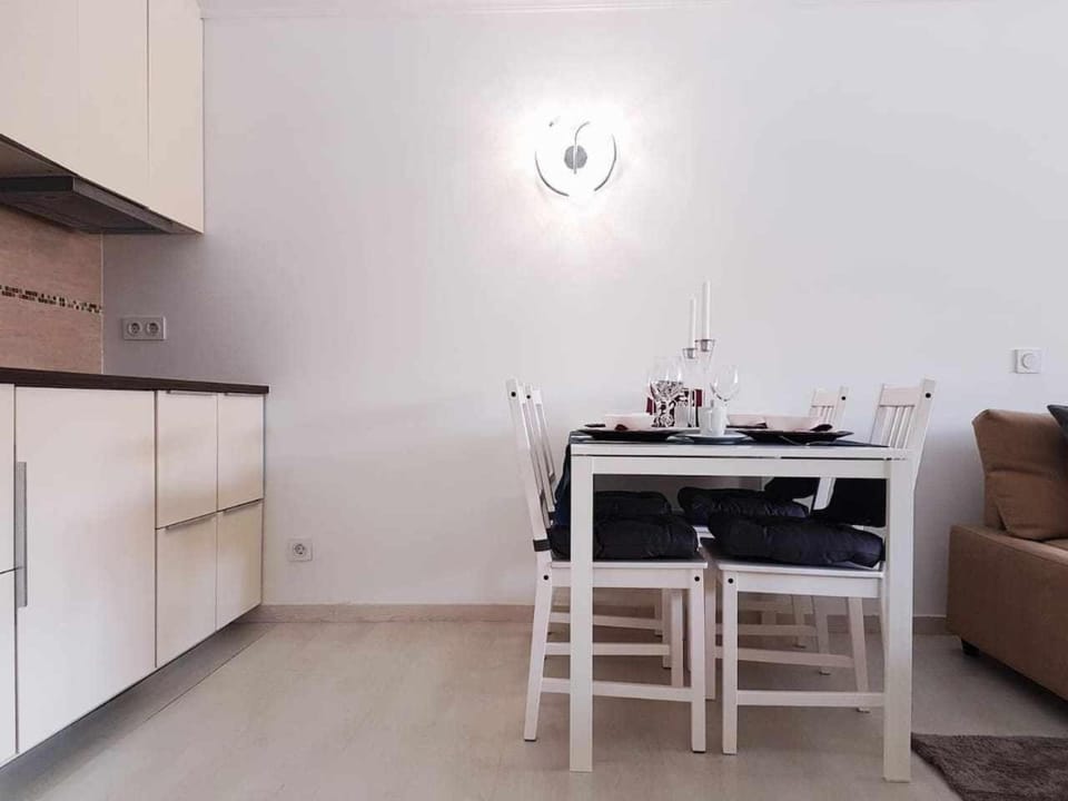 Lujoso apartamento en de la isla de puerto Marina Apartment in Benalmadena