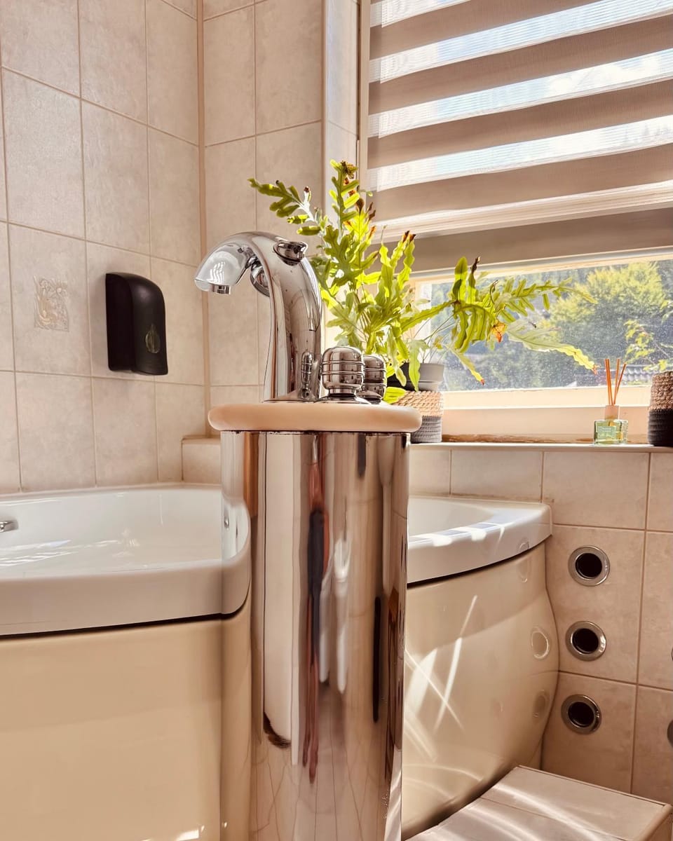 Bathroom, Bath