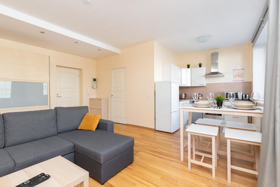 Kitchen or kitchenette, Living room