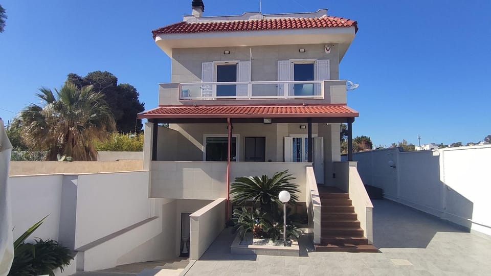 Property building, Day, View (from property/room), Area and facilities