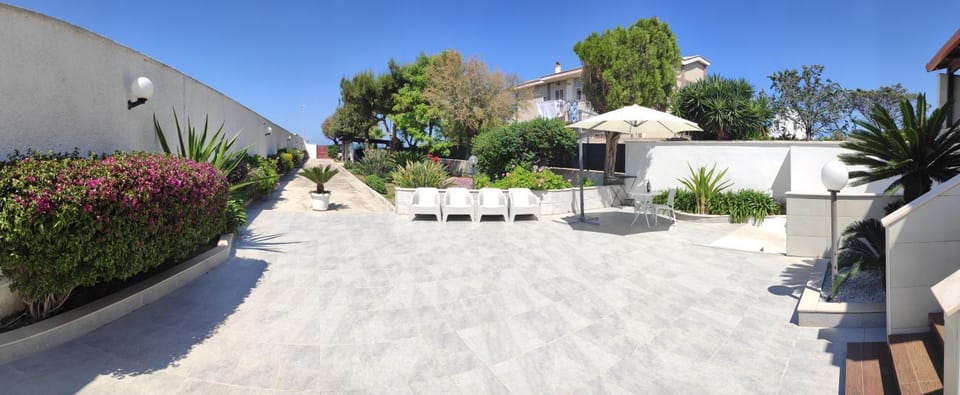 Patio, Spring, Day, Garden, Balcony/Terrace, Garden view, Inner courtyard view