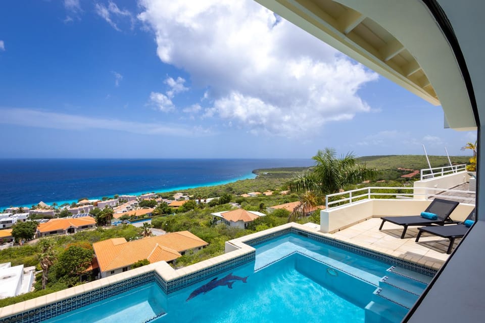 Coral Estate Holidays Villa in Curaçao