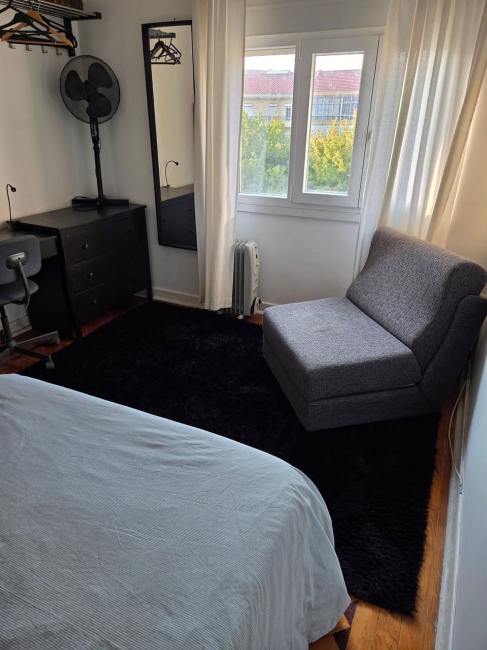 Bed, Bedroom