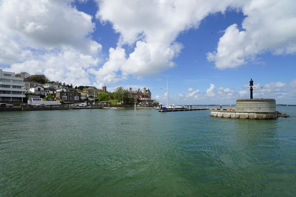 Paskins - Cowes Apartment in England