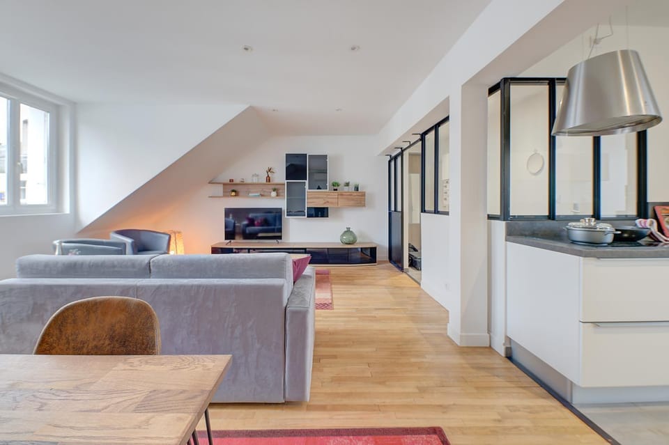 Kitchen or kitchenette, Living room