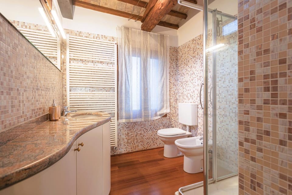Shower, Toilet, Bathroom, bidet