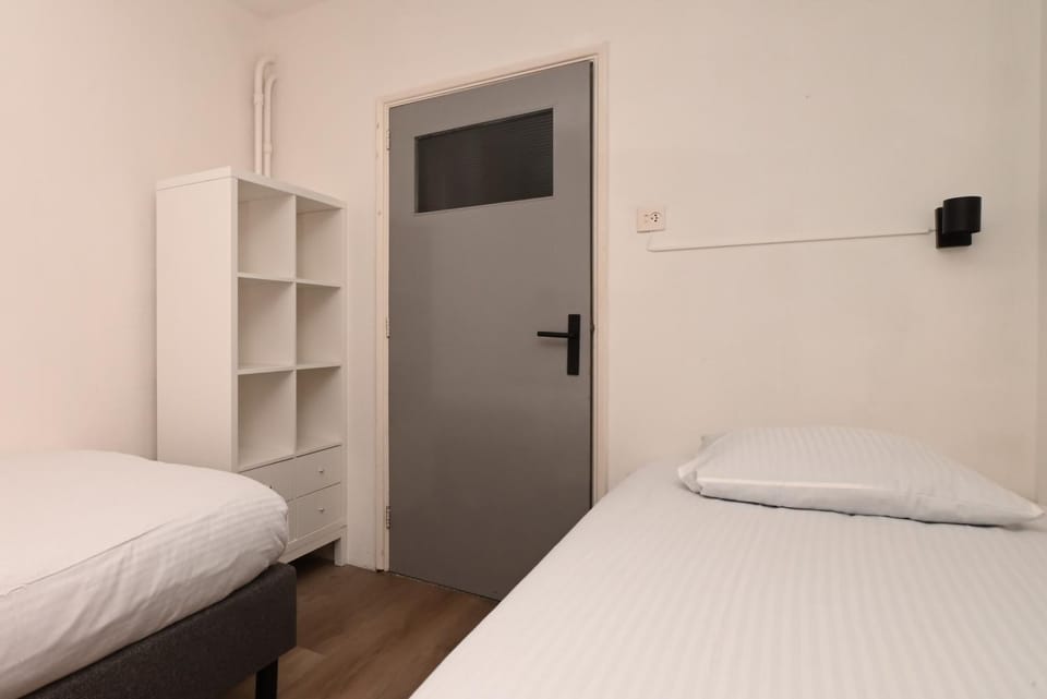 Bed, Bedroom, wardrobe