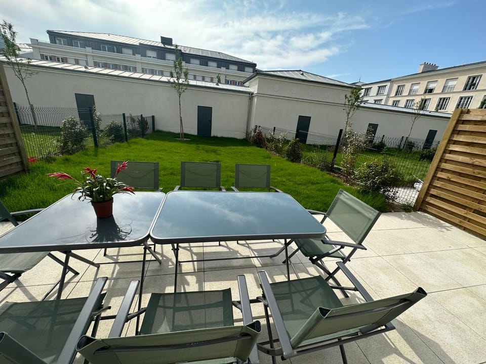 Patio, Balcony/Terrace