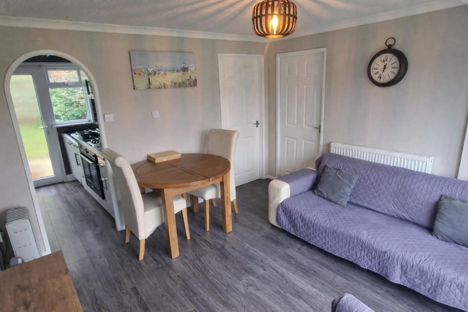 Ranger - Snowdon Cabins holiday let Caernarfon Cabin in Wales