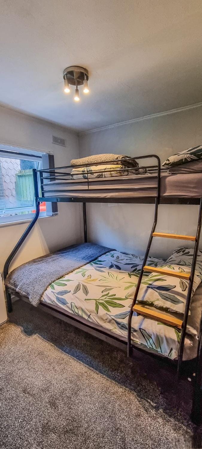 Bed, Bedroom, bunk bed
