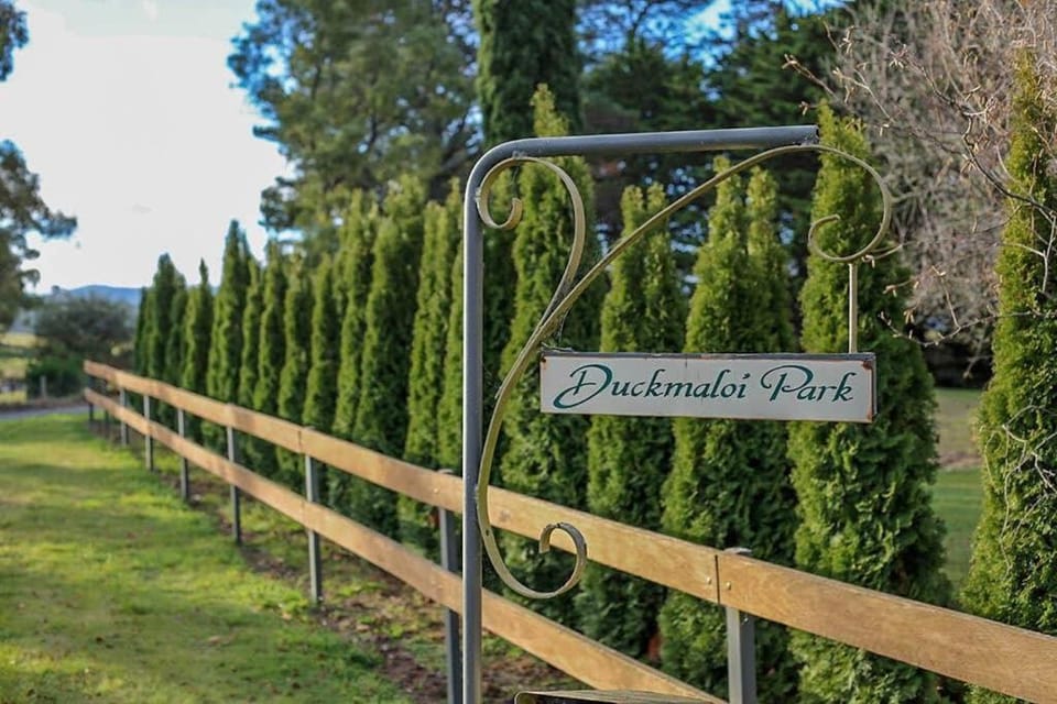 Duckmaloi Park Lodge House in Duckmaloi