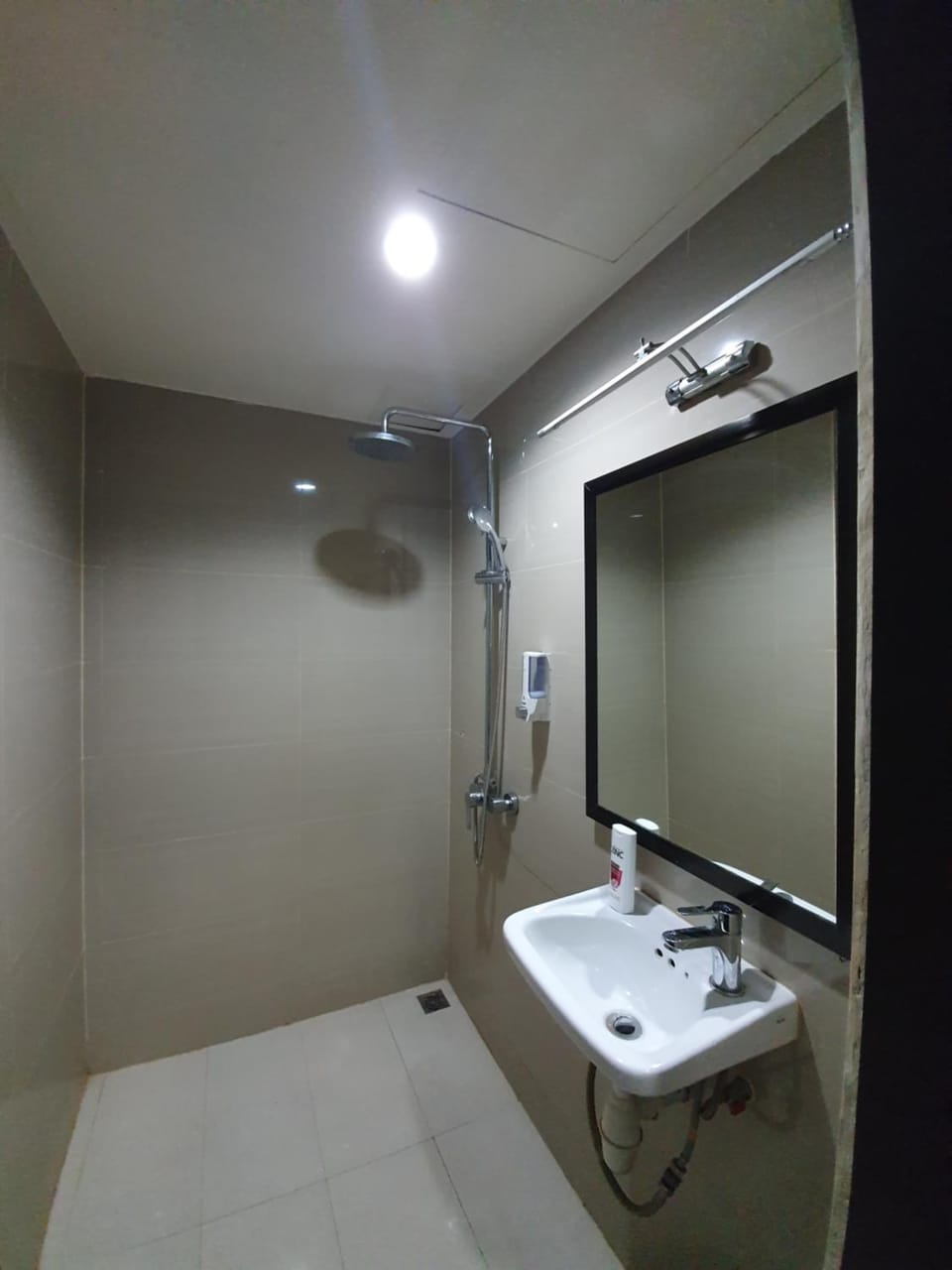 Nagoya Mansion Near Mall and CBD Apartment hotel in Riau Islands, Indonesia
