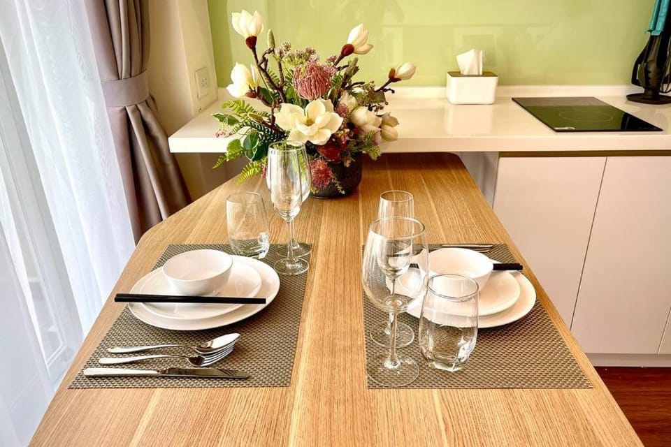 Chic Nha Trang Ocean View Studio With Pool Apartment in Nha Trang