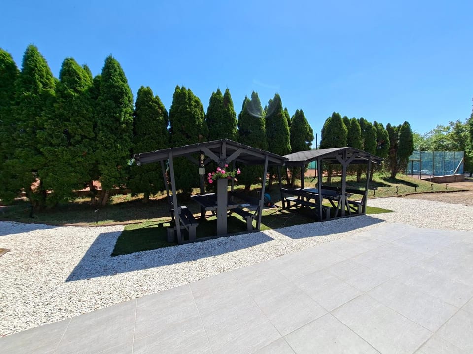 Balatonakali Teniszklub és Vendégház Bed and Breakfast in Hungary