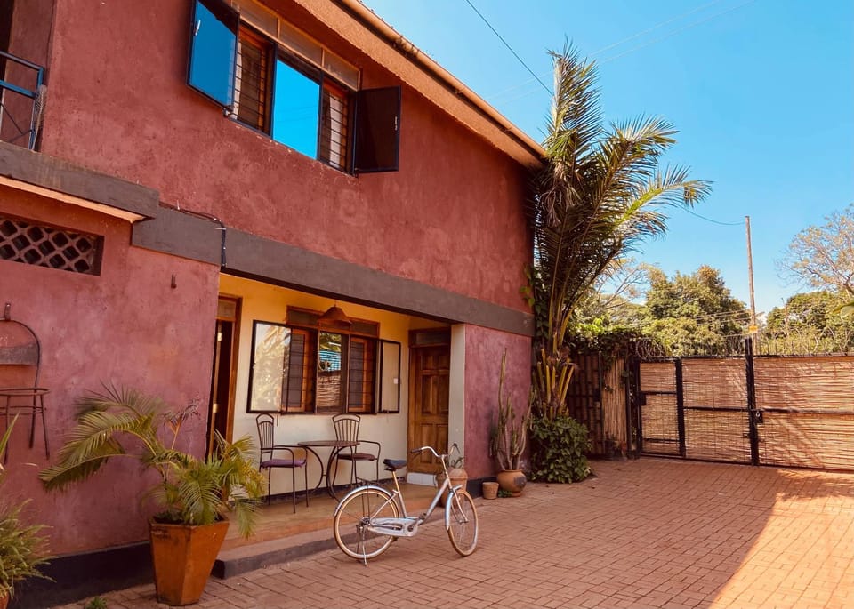 HomeOnTheNile Lake view double Bed and Breakfast in Uganda