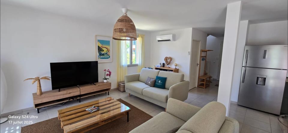 New house with all comforts in Grimaud House in Cogolin
