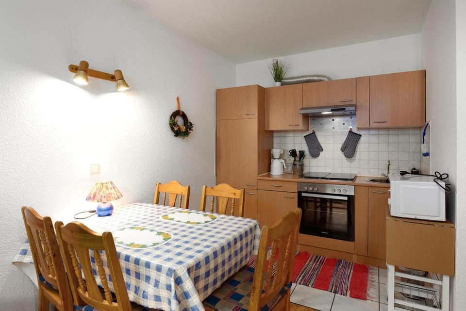 Am Ehrenmal 2 Seerose Apartment in Laboe