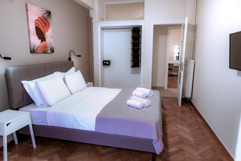 Bed, Photo of the whole room