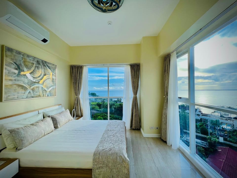 Natural landscape, View (from property/room), Balcony/Terrace, Living room, Bedroom