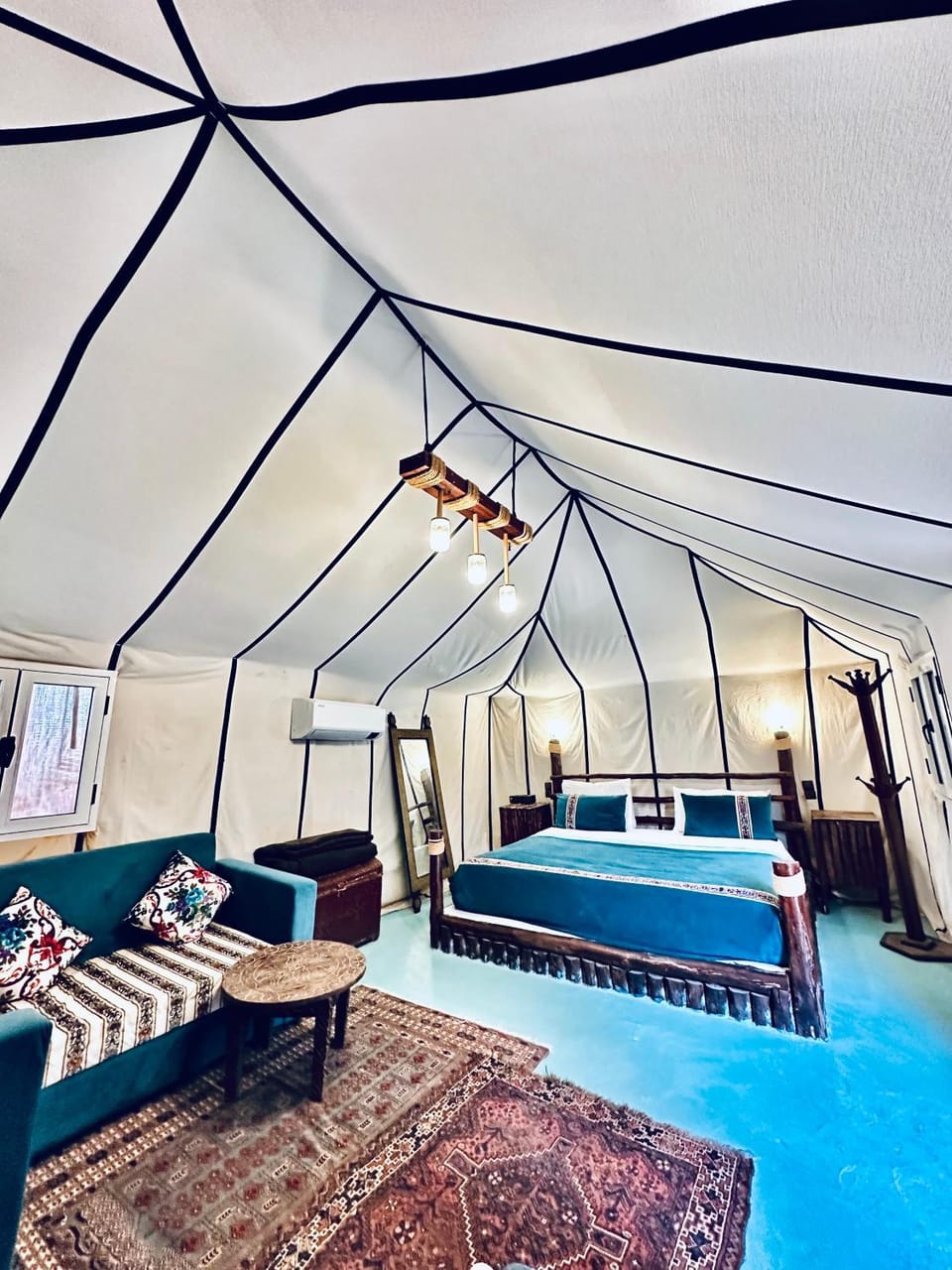 Oasis Luxury Camp Merzouga Luxury tent in Morocco