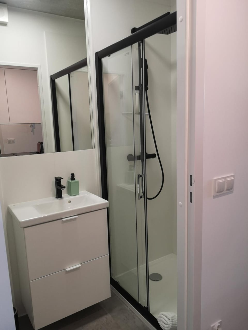 Shower, Bathroom