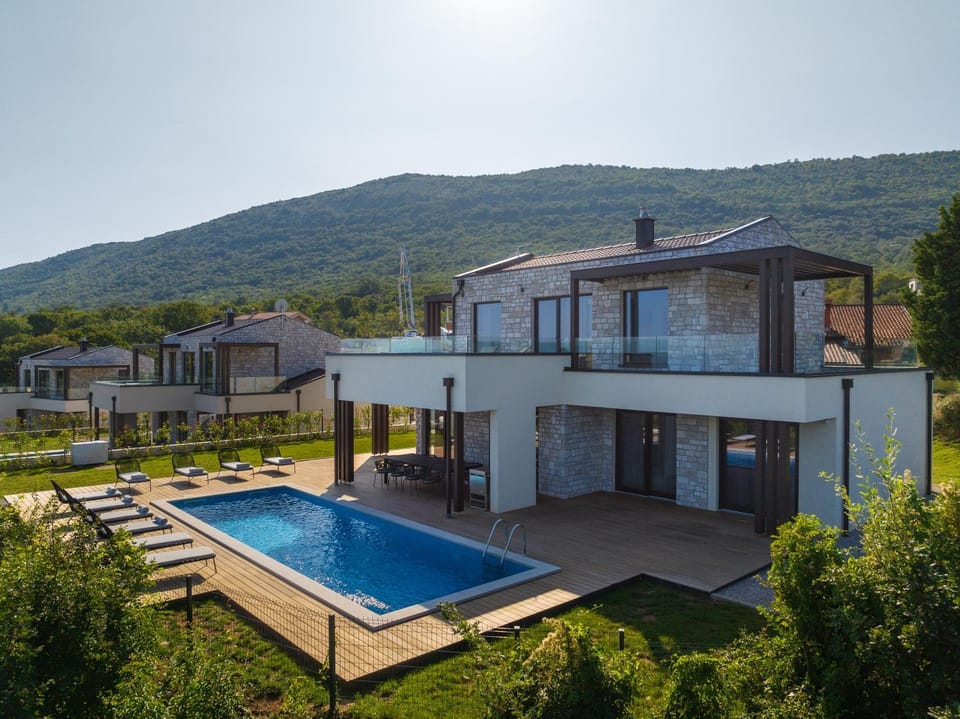 Property building, Natural landscape, Swimming pool