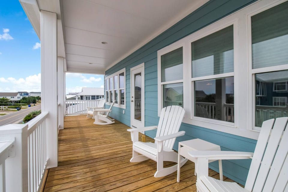 The Sea Prize House in Oak Island
