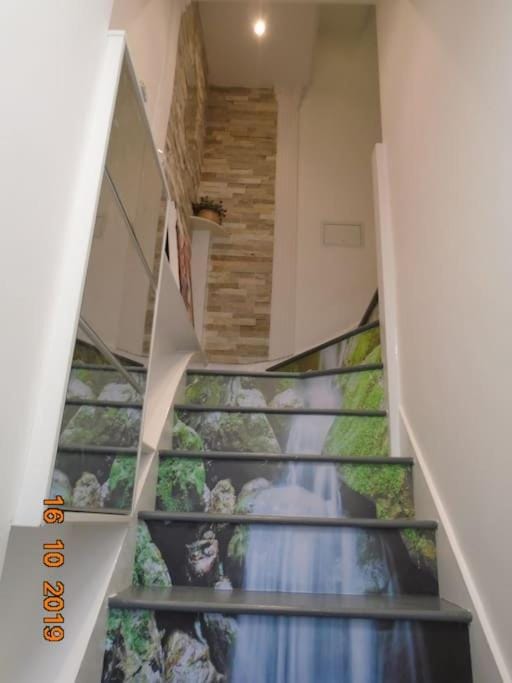Comfy Apartment 16 Easy access to Central London Apartment in England