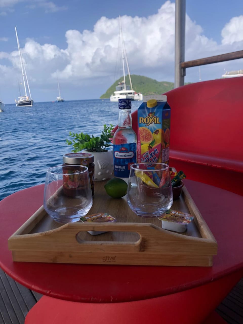Food and drinks, Sea view