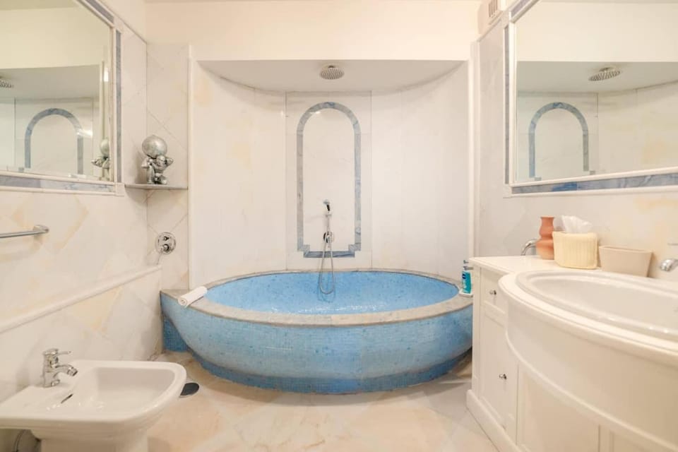 Bathroom, Bath