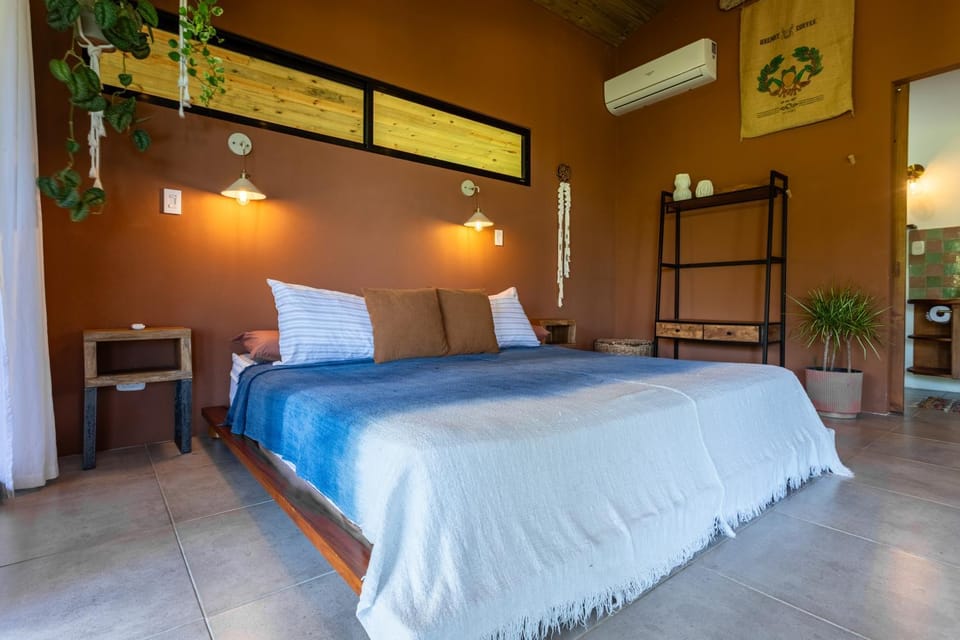 Private Casita Jungle Treehouse Ocean View Villa in Bahía Ballena