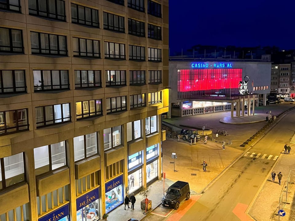 Night, Neighbourhood, Evening entertainment, City view, Street view
