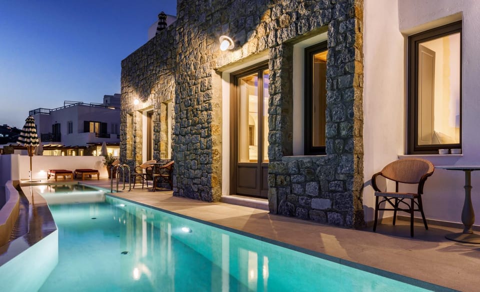 Property building, Swimming pool