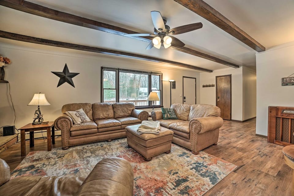 Houghton Lake Cottage Escape w/ Patio! House in Michigan