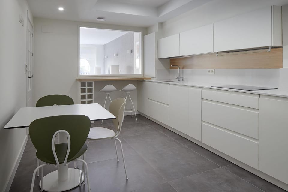 Kitchen or kitchenette