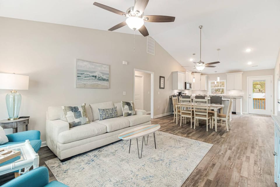 Ruff-Tide House in Oak Island