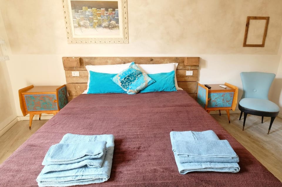 La Boheme suite with AC and wifi Apartment in Capannori