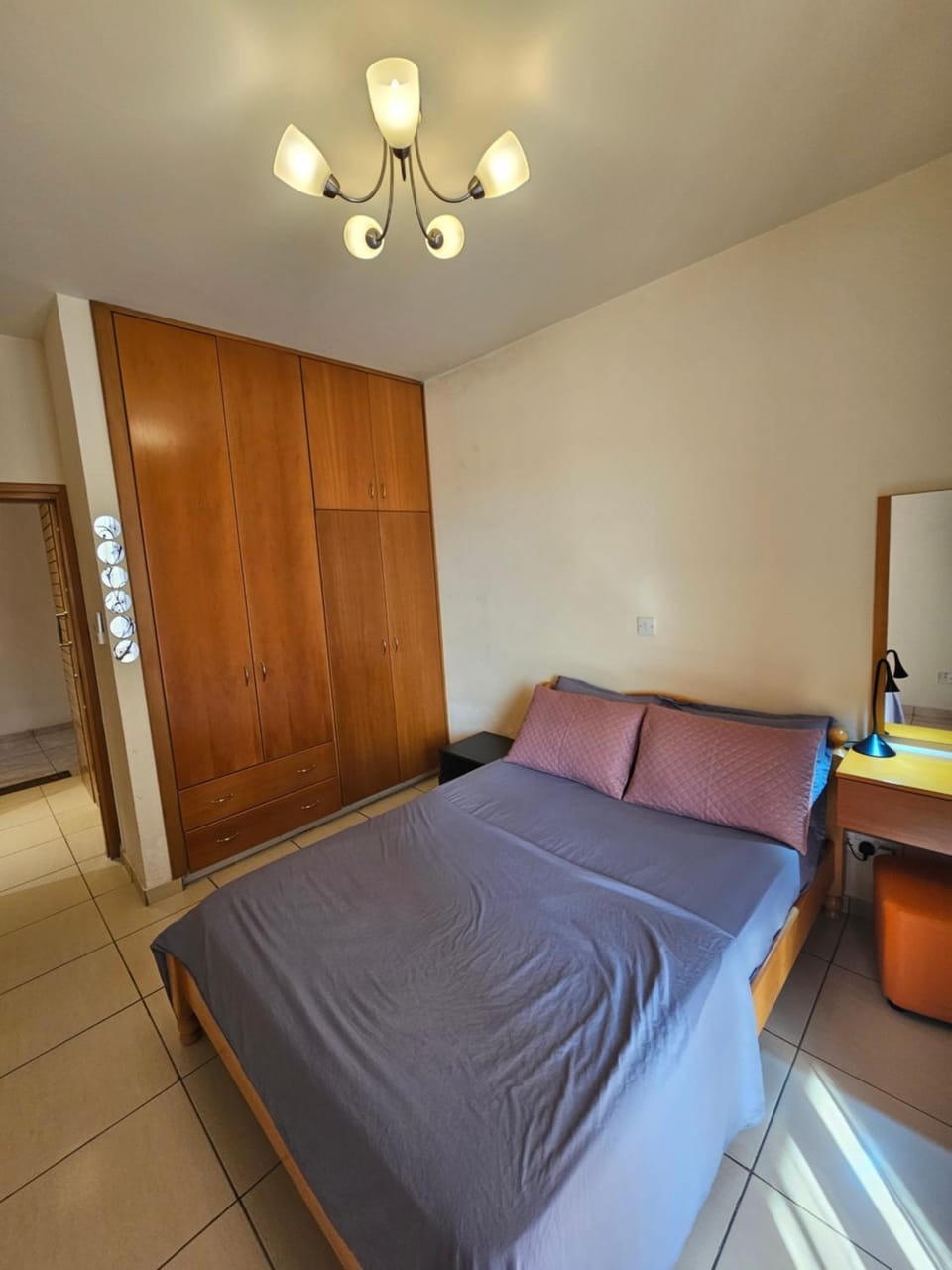 Bed, Photo of the whole room, Bedroom, wardrobe