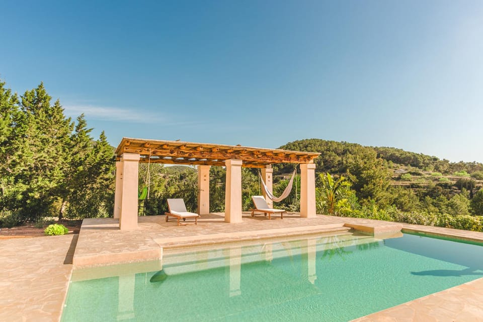 Balcony/Terrace, Swimming pool